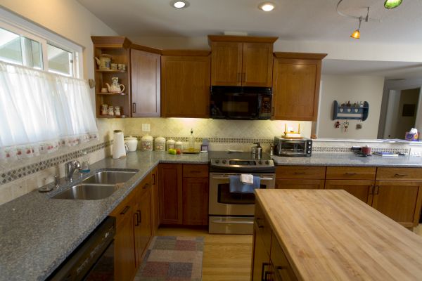 Cherry Cabinet Remodeling in Pleasanton